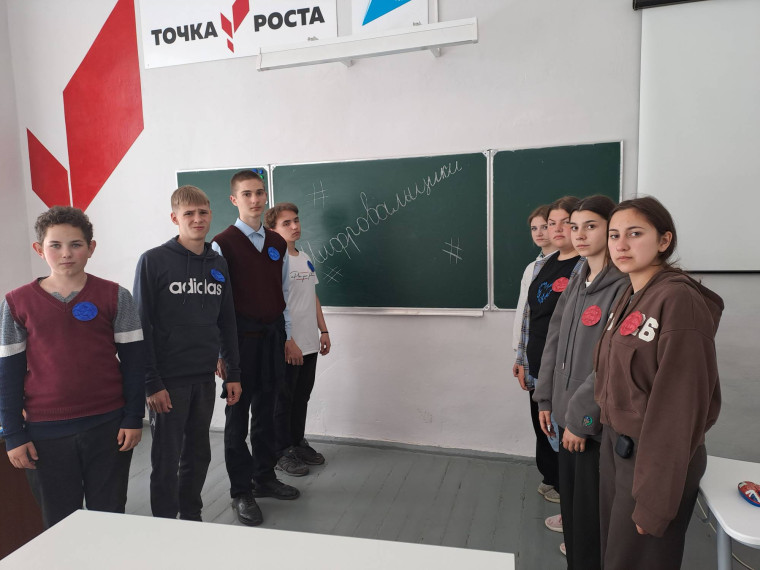 ВОЕННЫЕ ШИФРОВАЛЬЩИКИ.